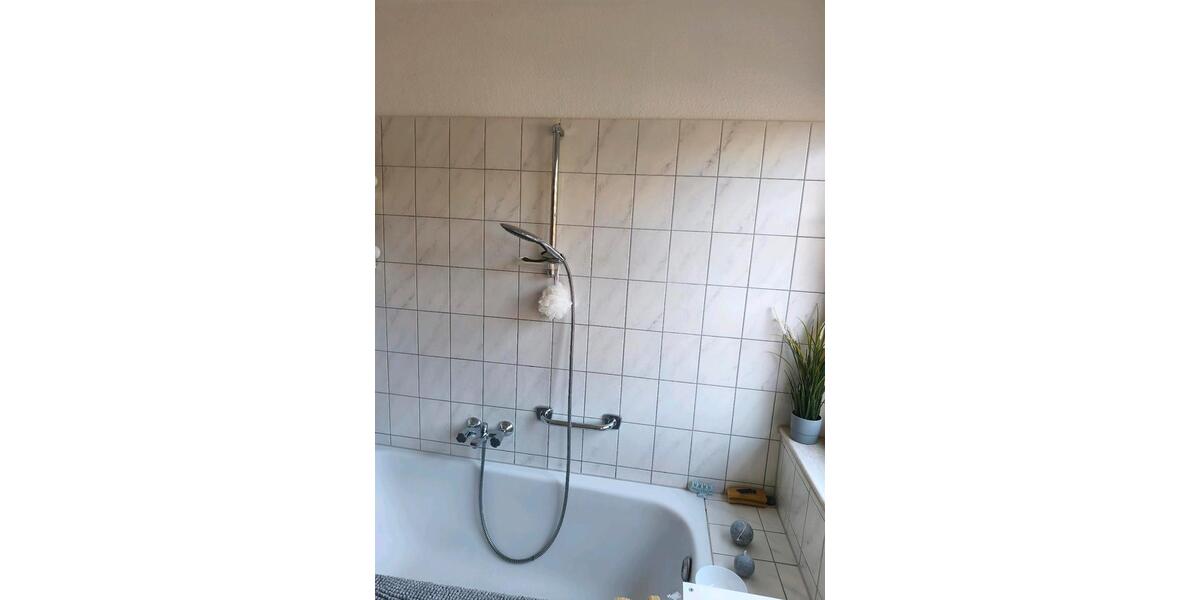 Dachgeschoßwohnung Extertal - 2 Zimmer, 75 m&sup2;, 405&euro; | Angebot:25396368