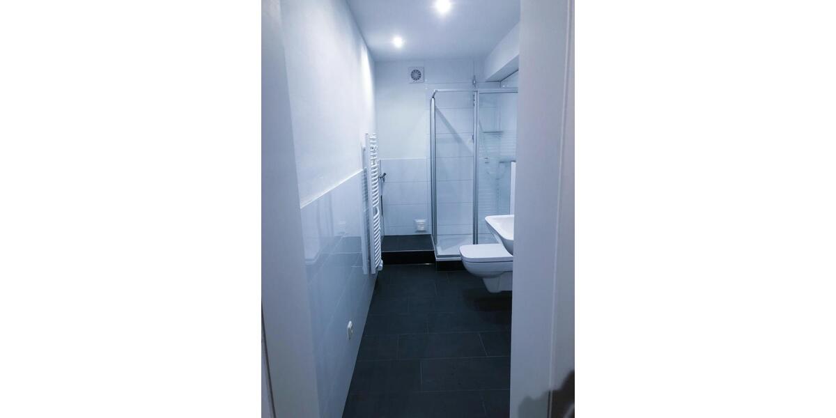 Etagenwohnung Mönchengladbach - 2 Zimmer, 72 m&sup2;, 749&euro; | Angebot:25238948