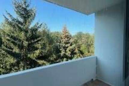 Wohnung zum Mieten in Gera 250 € 47.36 m²
