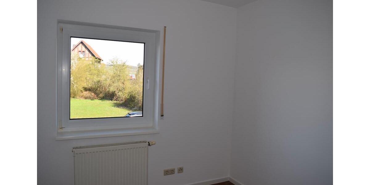 Etagenwohnung Glauburg - 4 Zimmer, 81 m&sup2;, 695&euro; | Angebot:26041323