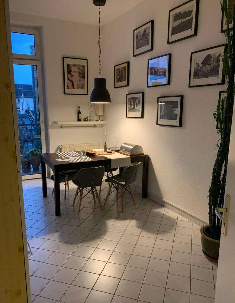 ALL INCLUSIV! Großes möbliertes 2 Zimmer Wohnung direkt am Friedberger Platz