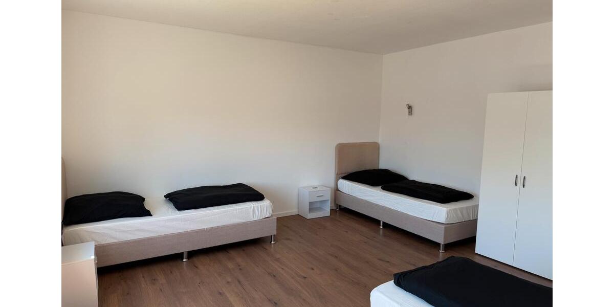 Wohnen auf Zeit Neumarkt in der Oberpfalz Altenhof - 4 Zimmer, 120 m&sup2;, 29&euro; | Angebot:17412256