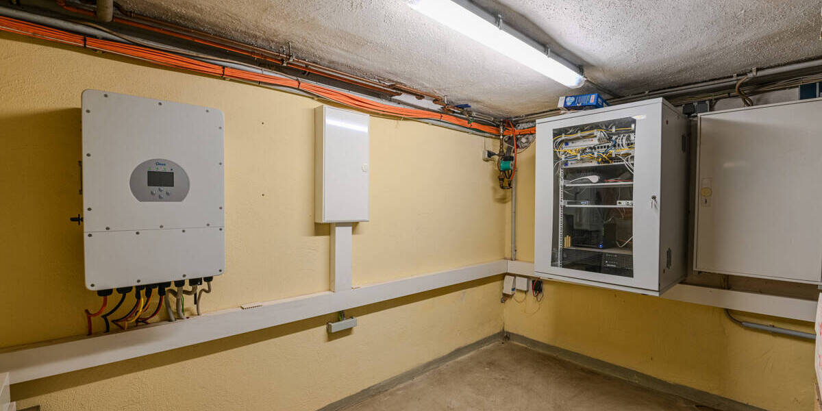 Einfamilienhaus Niederneisen - 9 Zimmer, 255 m&sup2;, 2.250&euro; | Angebot:26712884