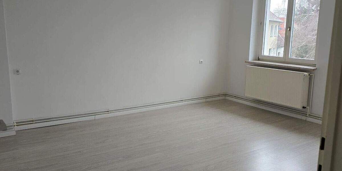Etagenwohnung Frankfurt (Oder) Frankfurt - 3 Zimmer, 73 m&sup2;, 560&euro; | Angebot:25741225