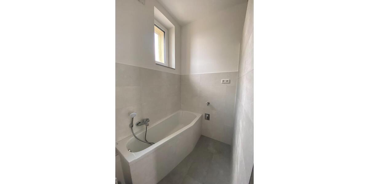 Hochparterre Bad Frankenhausen/Kyffhäuser Kyffhäuser - 3 Zimmer, 88 m&sup2;, 706&euro; | Angebot:25208800