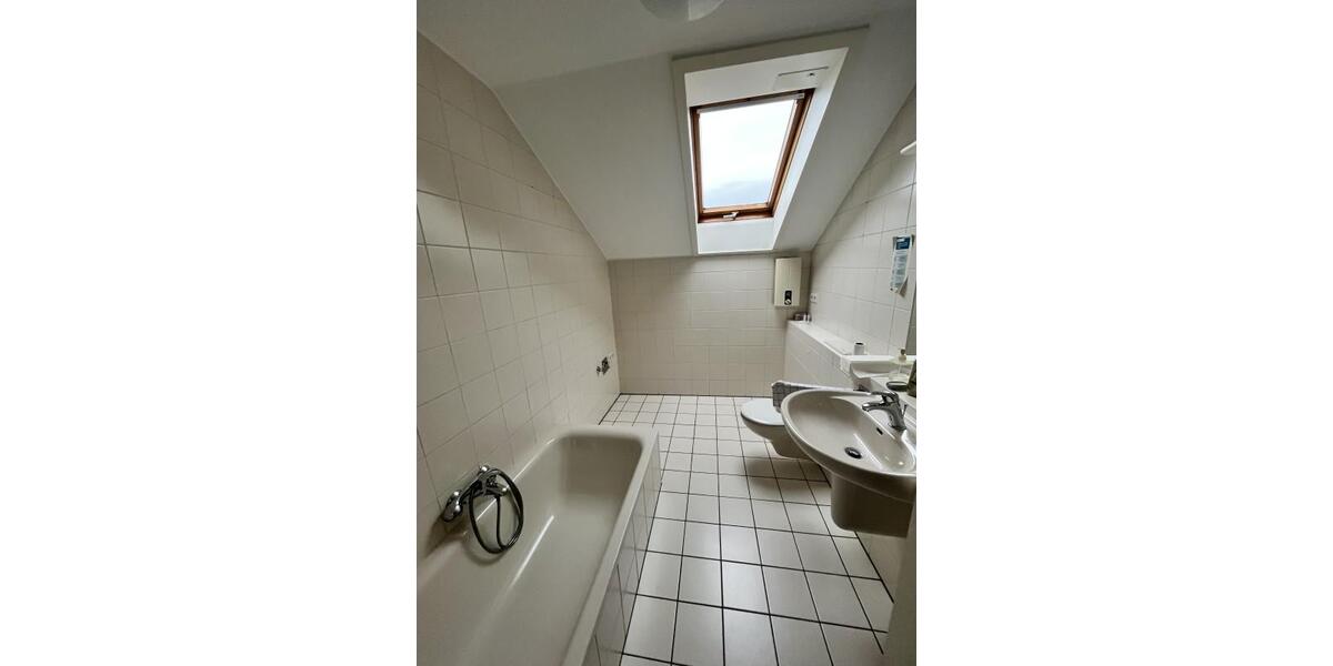 Etagenwohnung Mittweida - 5 Zimmer, 120 m&sup2;, 815&euro; | Angebot:26267934