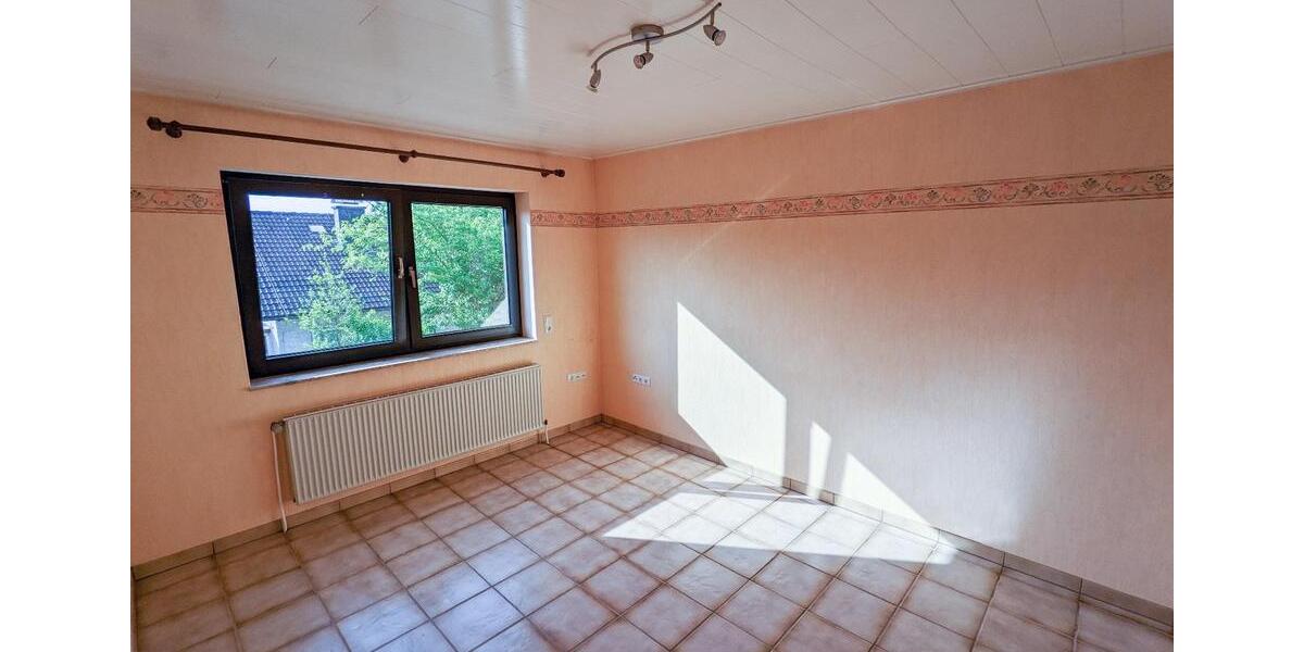 Etagenwohnung Lüdenscheid Brügge - 4 Zimmer, 120 m&sup2;, 1.199&euro; | Angebot:26552508