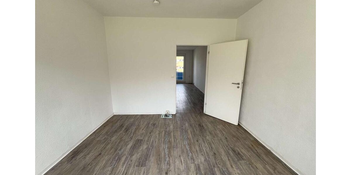 Etagenwohnung Grimma - 3 Zimmer, 61 m&sup2;, 336&euro; | Angebot:25991290