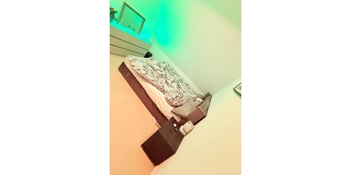 Dachgeschoßwohnung Hamburg Langenhorn - 2.5 Zimmer, 60 m&sup2;, 1.100&euro; | Angebot:26646722