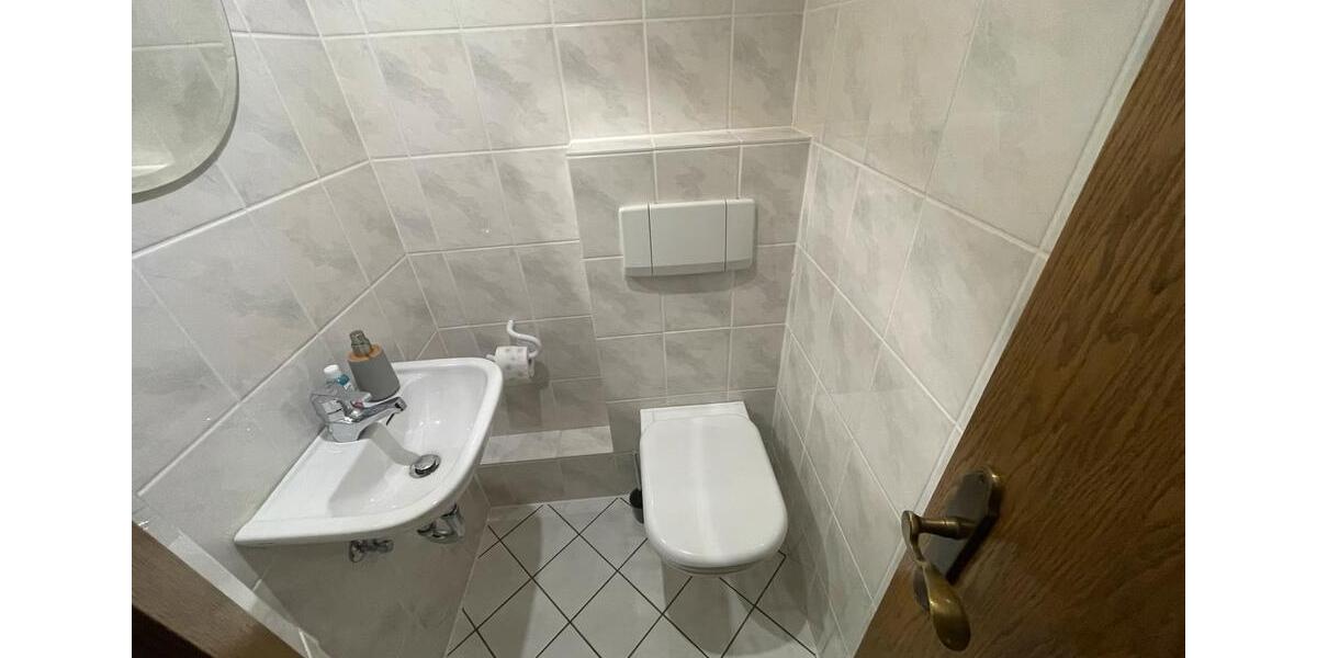 Elegante Erdgeschosswohnung mit Wintergarten und Fußbodenheizung 3 zimmer