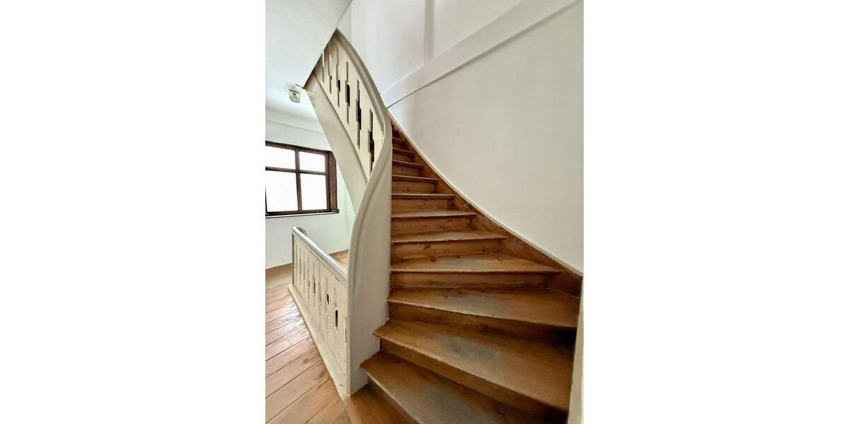 Etagenwohnung Bamberg Am Bruderwald - 3 Zimmer, 95 m&sup2;, 1.250&euro; | Angebot:24460283