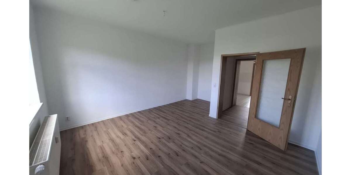Etagenwohnung Naumburg - 1 Zimmer, 37 m&sup2;, 300&euro; | Angebot:27429343