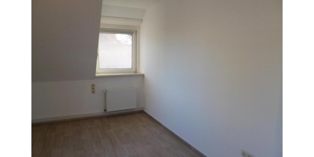 Dachgeschoßwohnung Bad Bodenteich - 3 Zimmer, 52 m&sup2;, 320&euro; | Angebot:24432485