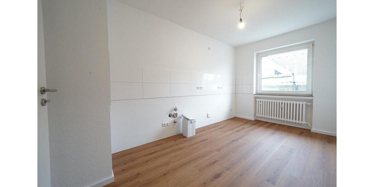 Etagenwohnung Köln Nippes - 3 Zimmer, 89 m&sup2;, 1.290&euro; | Angebot:26648409