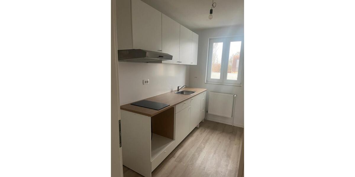 Mehrfamilienhaus, Wohnhaus Erxleben - 12 Zimmer, 300 m&sup2;, 2.500&euro; | Angebot:25220416