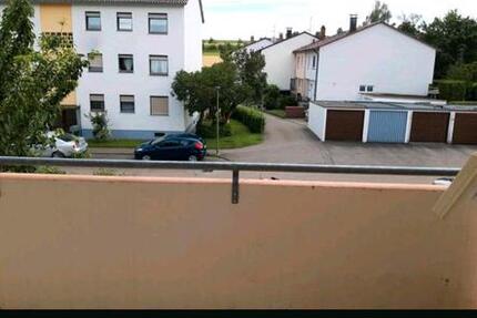 Wohnung Ditzingen - 3 Zimmer, 75 m&sup2;, 1.050&euro; | Angebot:25253424