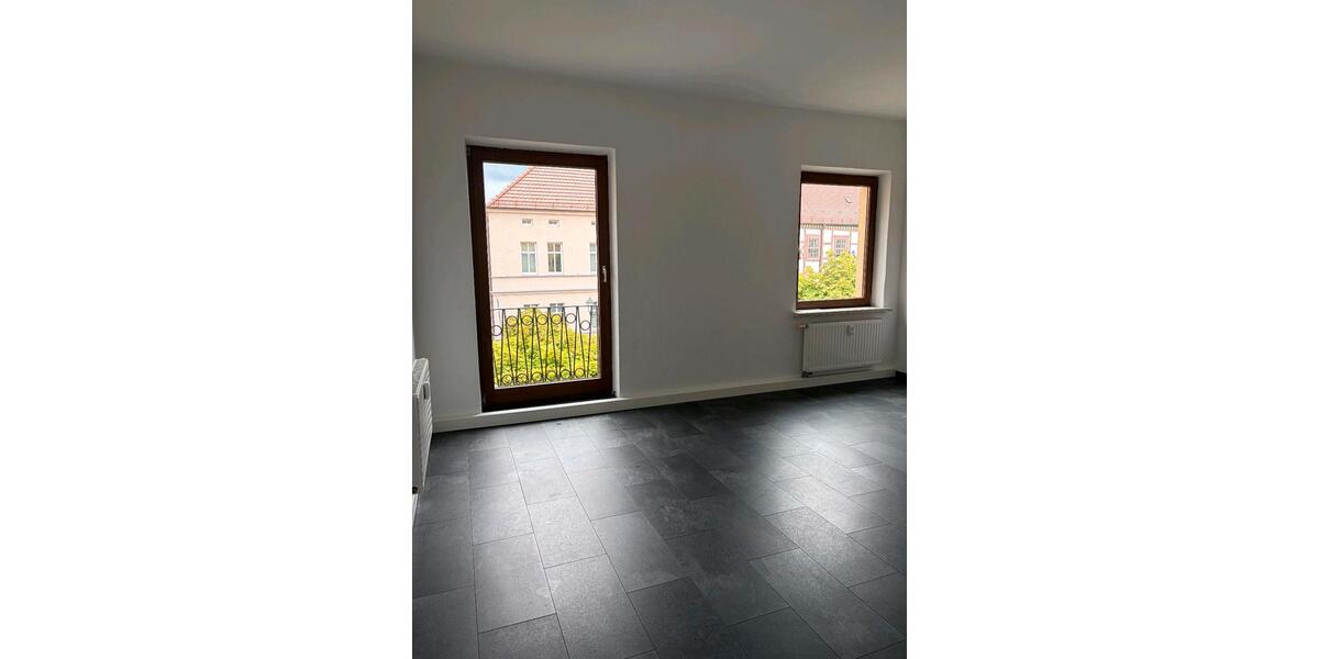 Etagenwohnung Gräfenhainichen - 2 Zimmer, 60 m&sup2;, 450&euro; | Angebot:26578502