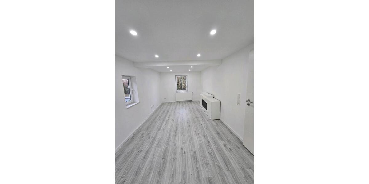 Etagenwohnung Grebenstein - 2 Zimmer, 60 m&sup2;, 600&euro; | Angebot:26041991