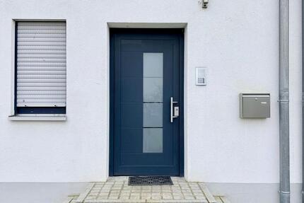 Wohnung Regenstauf - 3 Zimmer, 145 m&sup2;, 1.650&euro; | Angebot:24560762