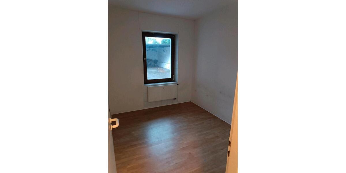 Erdgeschoßwohnung Velbert - 2.5 Zimmer, 70 m&sup2;, 700&euro; | Angebot:26632798
