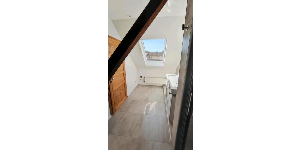 Etagenwohnung Hage - 2 Zimmer, 98 m&sup2;, 900&euro; | Angebot:20657947