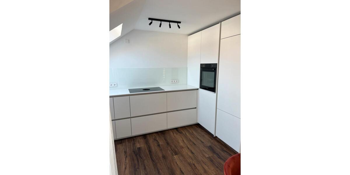 Maisonettewohnung renoviert+möbliert+2xBalkon+EBK+TG+Klimaanlage 3.5 zimmer