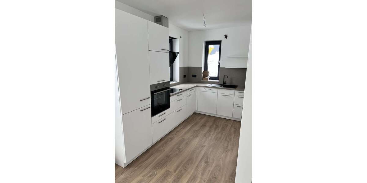 Etagenwohnung Windeck - 2 Zimmer, 67 m&sup2;, 825&euro; | Angebot:27031176