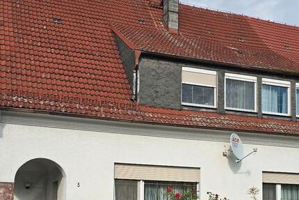 Haus zu vermieten mit Garten in ruhiger Lage – ideal für Familien 8 zimmer