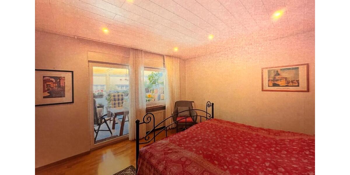 Etagenwohnung Bückeburg - 4 Zimmer, 111 m&sup2;, 850&euro; | Angebot:24842256