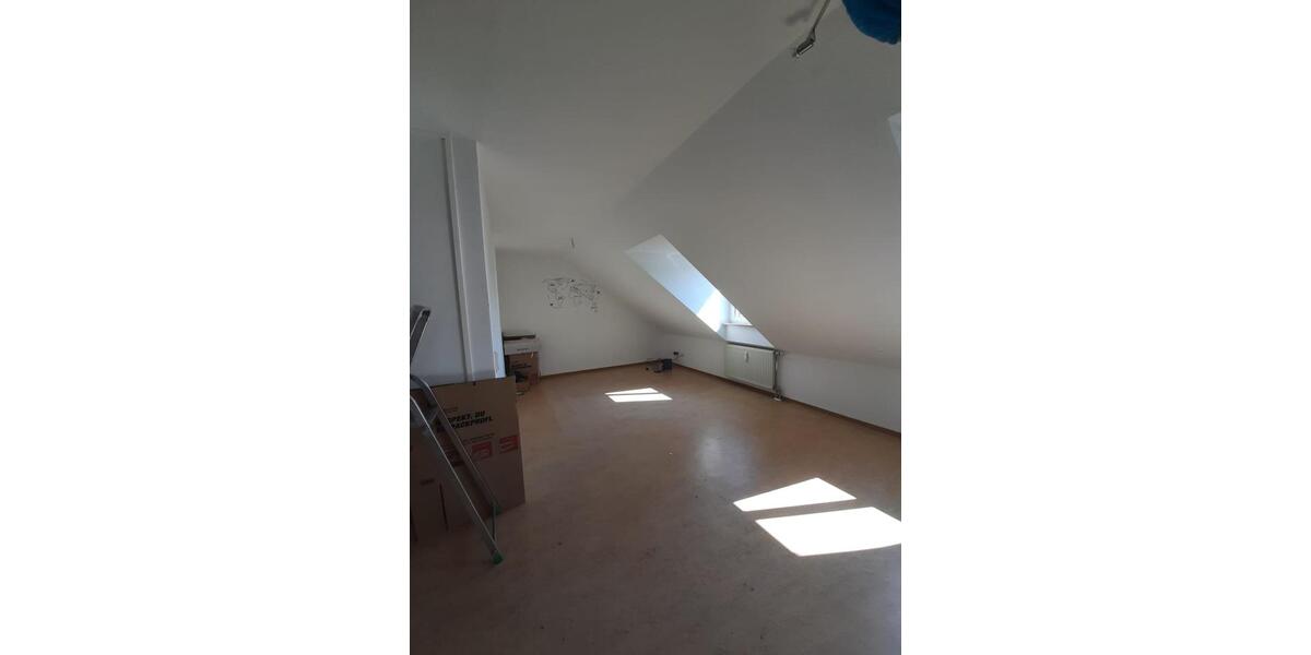 Dachgeschoßwohnung Wanfried - 2 Zimmer, 52 m&sup2;, 330&euro; | Angebot:26562896