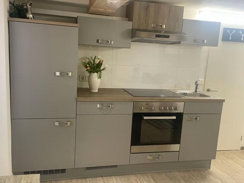 Möblierte Pendlerwohnung in Radolfzell ab 01.01.26 zu vermieten zimmer
