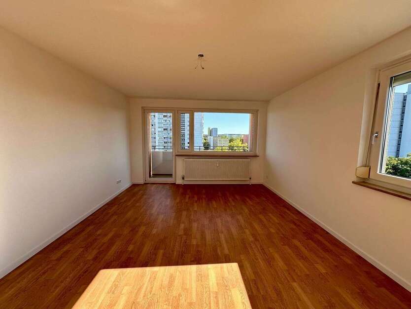 Wohnung zum Mieten in Nürnberg 752 € 61.11 m² 2 zimmer