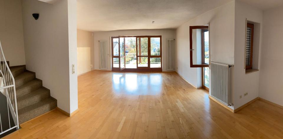 Doppelhaushälfte Lörrach Brombach - 6 Zimmer, 178 m&sup2;, 2.150&euro; | Angebot:26505755