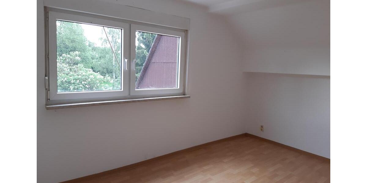 Dachgeschoßwohnung Oberzent - 4 Zimmer, 115 m&sup2;, 720&euro; | Angebot:26645387
