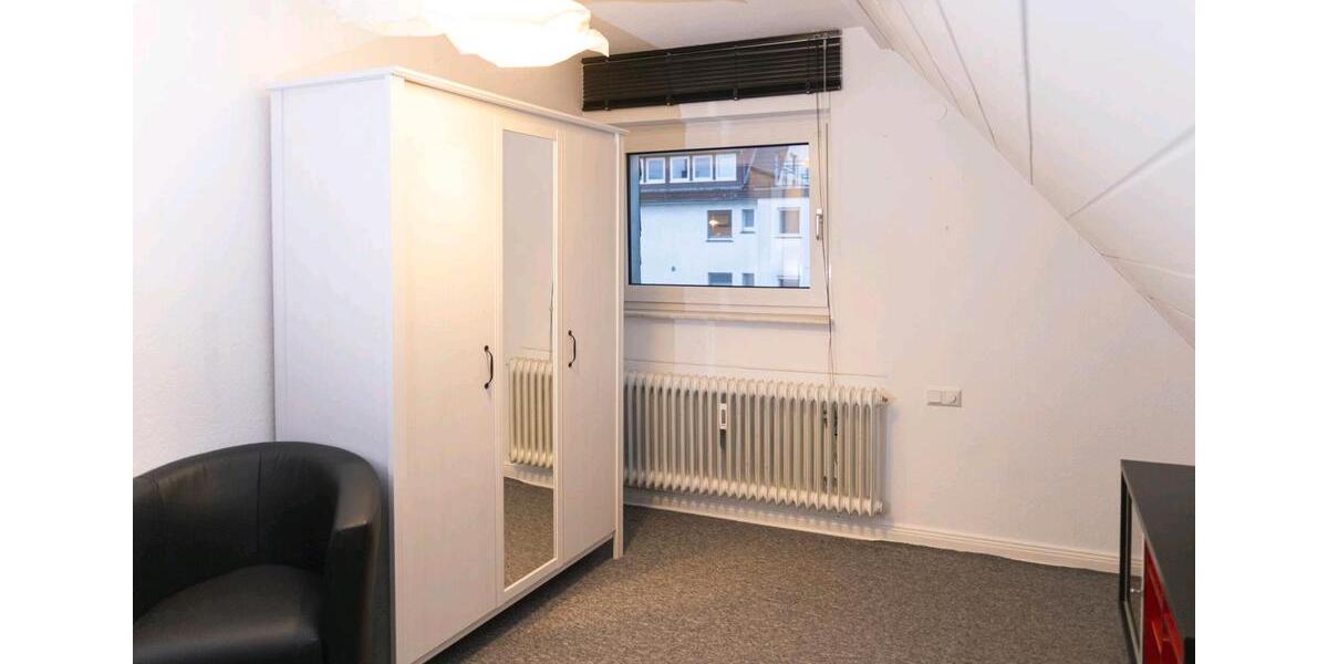 3 Zimmer DG-Wohnung zu vermieten, teilmöbliert, ab April 2026 3 zimmer