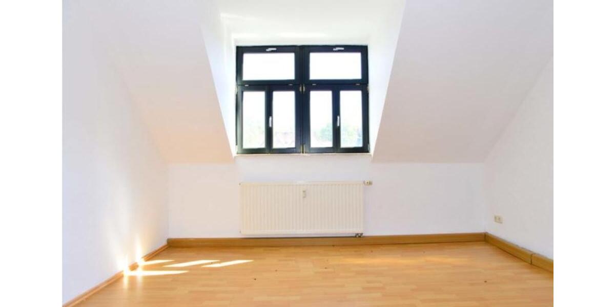 Dachgeschoßwohnung Werdau - 1 Zimmer, 52 m&sup2;, 253&euro; | Angebot:19845723