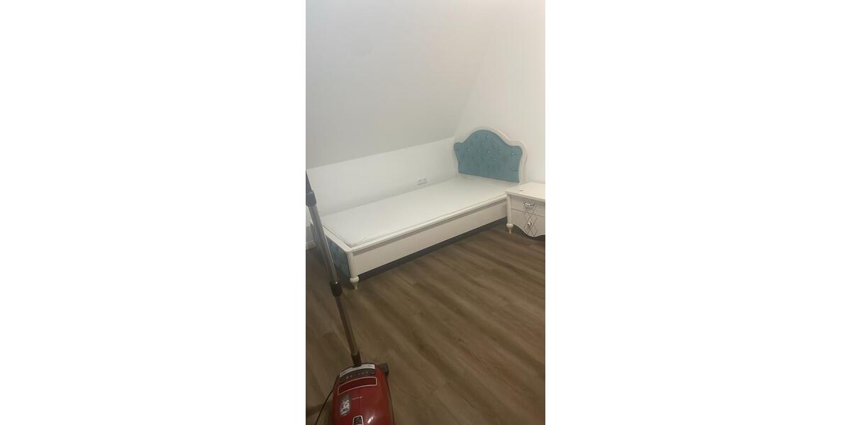 Etagenwohnung Bremen Neustadt - 1 Zimmer, 50 m&sup2;, 500&euro; | Angebot:24981434