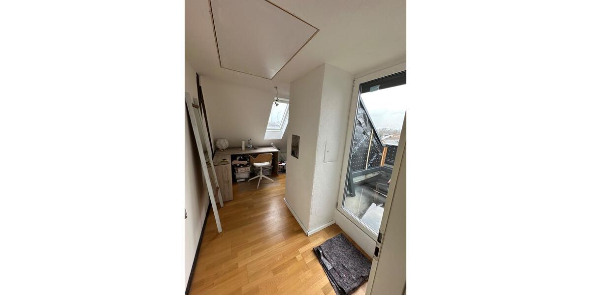 Dachgeschoßwohnung Mannheim Sandhofen - 2.5 Zimmer, 60 m&sup2;, 850&euro; | Angebot:26431374
