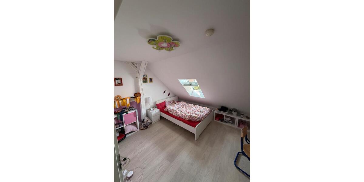 Einfamilienhaus Meine - 8 Zimmer, 230 m&sup2;, 1.800&euro; | Angebot:26635927