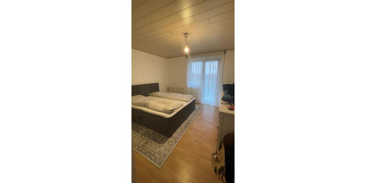 Etagenwohnung Saarbrücken West - 3 Zimmer, 88 m&sup2;, 630&euro; | Angebot:26535502