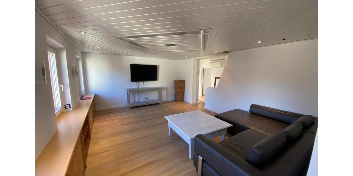 Etagenwohnung Lohr am Main - 7 Zimmer, 150 m&sup2;, 1.350&euro; | Angebot:25964311