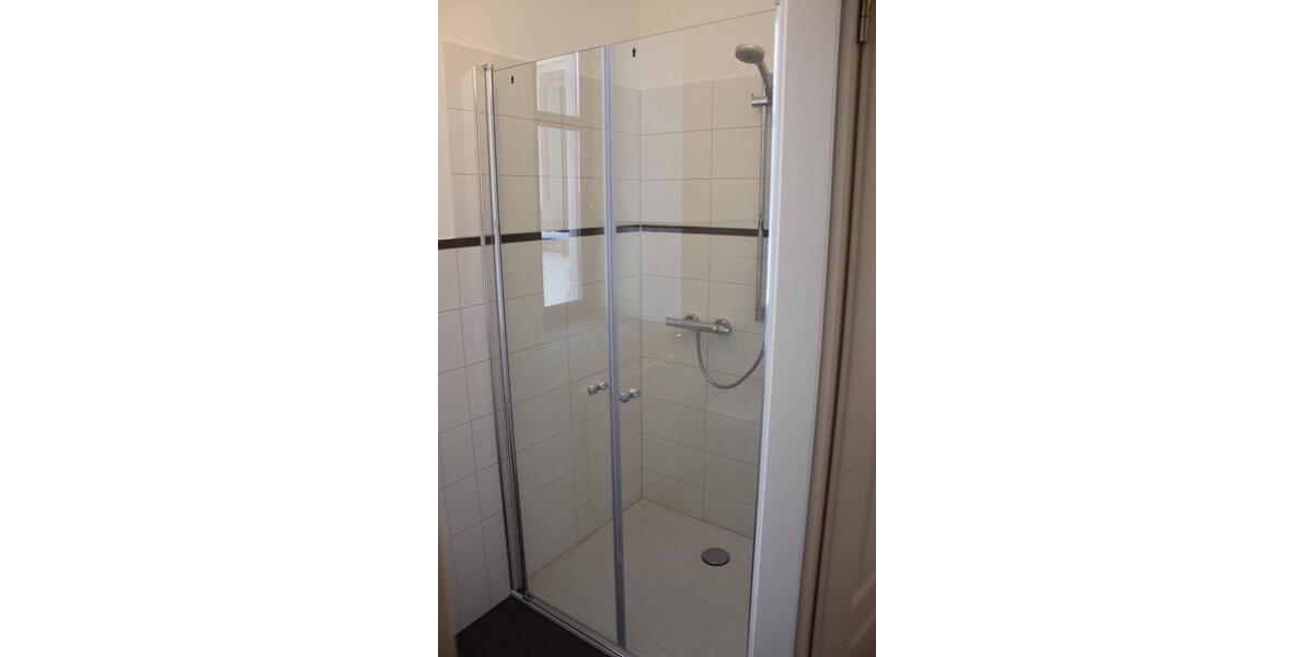 Erdgeschoßwohnung Bischofswerda - 4 Zimmer, 115 m&sup2;, 1.090&euro; | Angebot:26176764