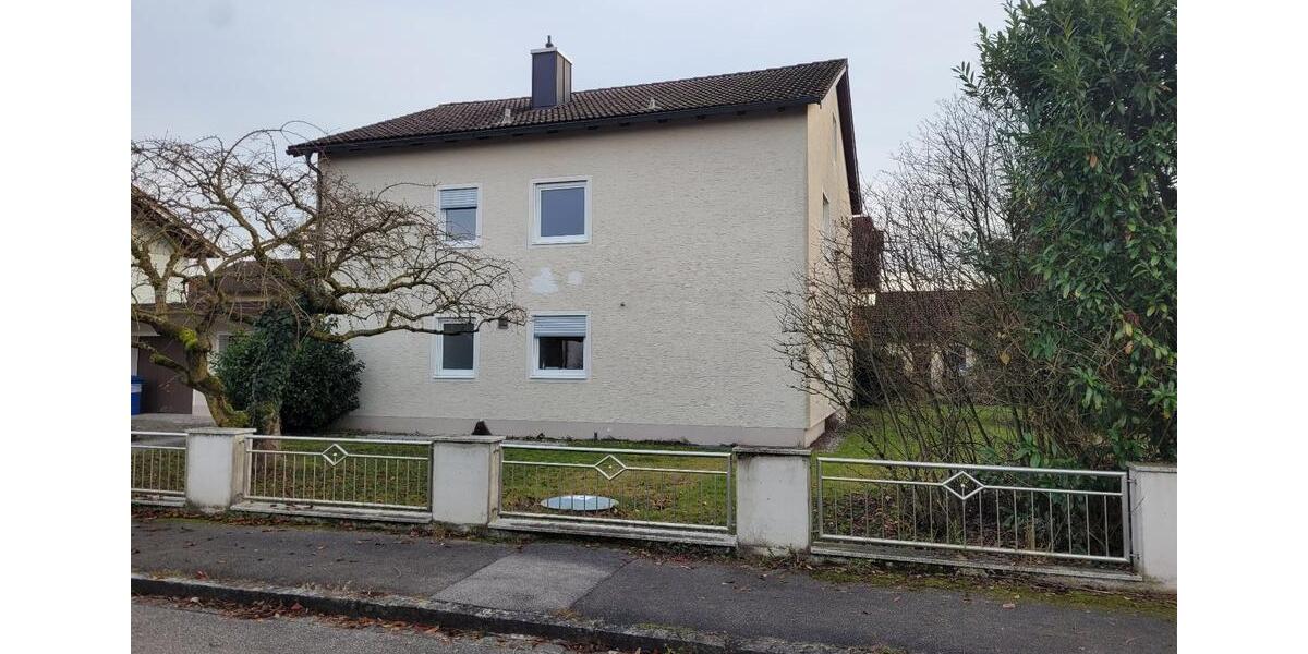 Einfamilienhaus Palling - 8 Zimmer, 2.200&euro; | Angebot:23250900