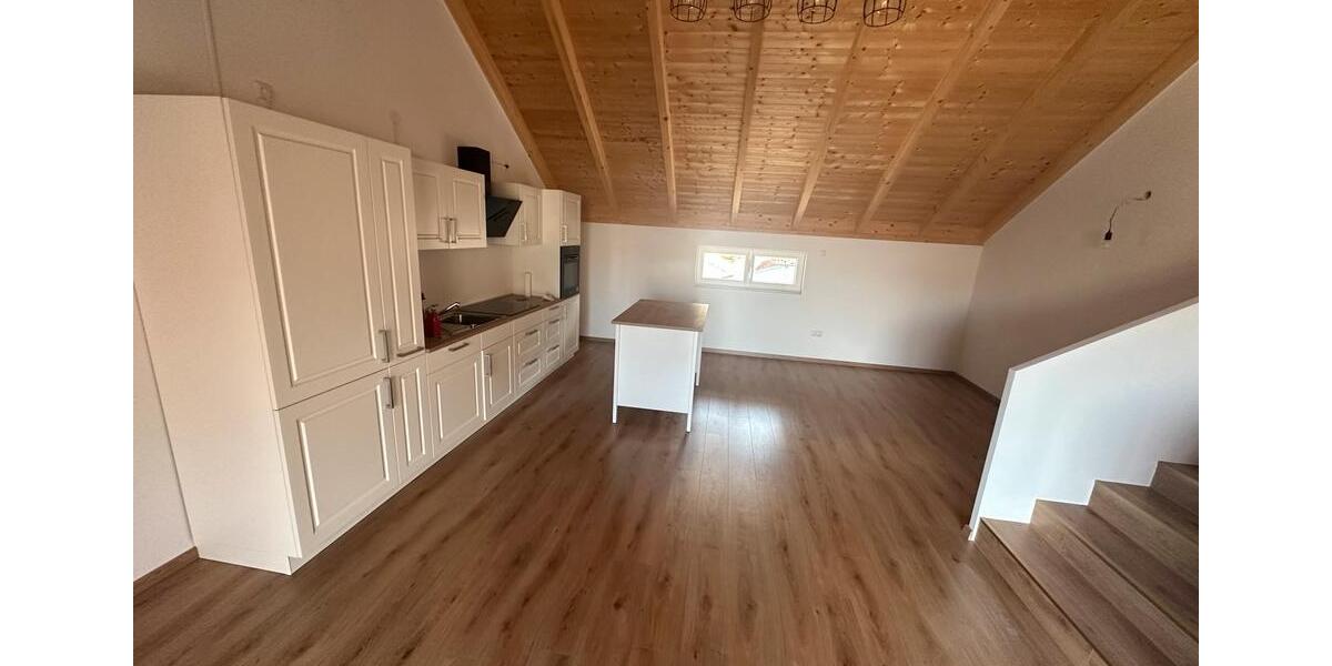 Maisonettenwohnung Landau an der Isar - 4 Zimmer, 130 m&sup2;, 1.150&euro; | Angebot:26039870