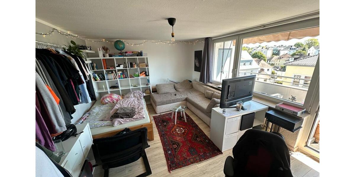 Dachgeschoßwohnung Lich - 3 Zimmer, 84 m&sup2;, 1.200&euro; | Angebot:26252838