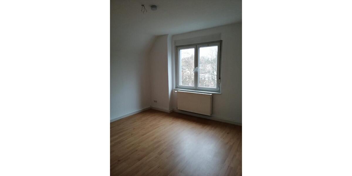 Etagenwohnung Jüterbog - 4 Zimmer, 100 m&sup2;, 900&euro; | Angebot:26144510