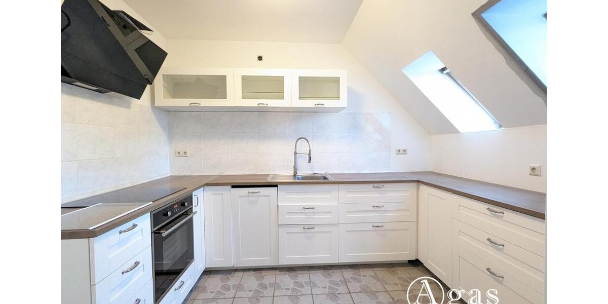 Dachgeschoßwohnung Ludwigsfelde - 3 Zimmer, 96 m&sup2;, 1.295&euro; | Angebot:24432637