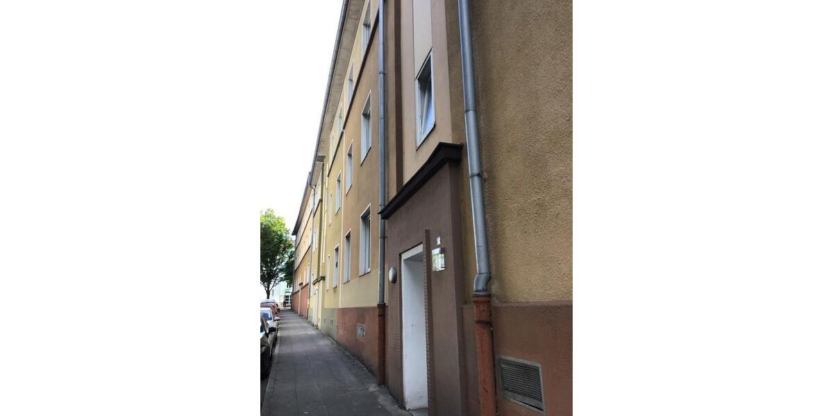 Frisch modernisiert: 3-Zimmer-Wohnung mit Loggia in Stadtlage! 3 zimmer