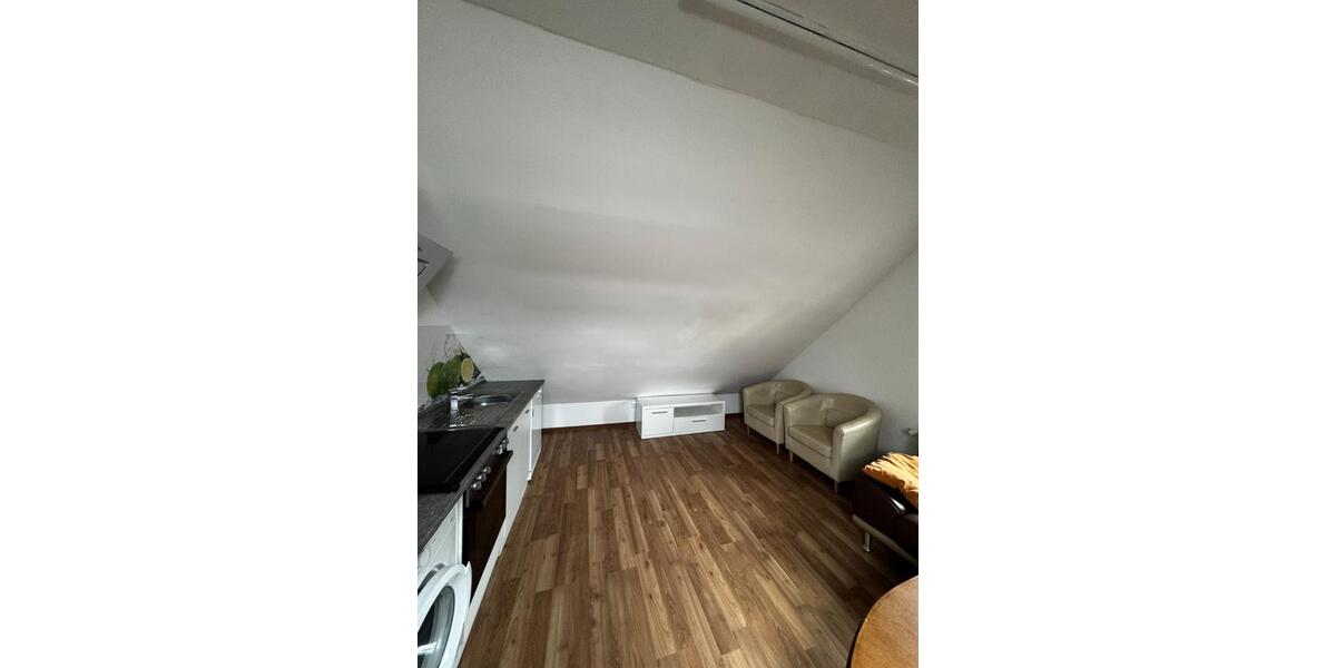 Dachgeschoßwohnung Höpfingen - 2 Zimmer, 60 m&sup2;, 600&euro; | Angebot:26122263