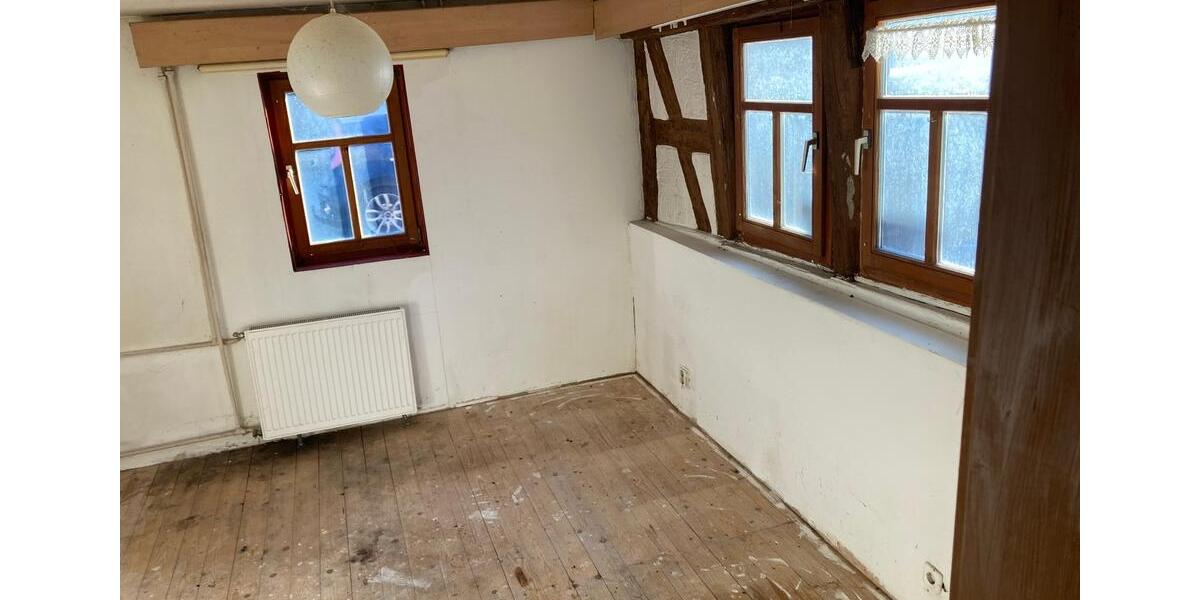 Einfamilienhaus Sugenheim Deutenheim - 9 Zimmer, 485 m&sup2;, 340&euro; | Angebot:24768398